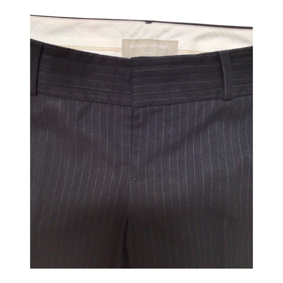Banana Republic Trouser Martin Fit in Navy Blue with Light Blue Pinstripe in 4P - Picture 7 of 11